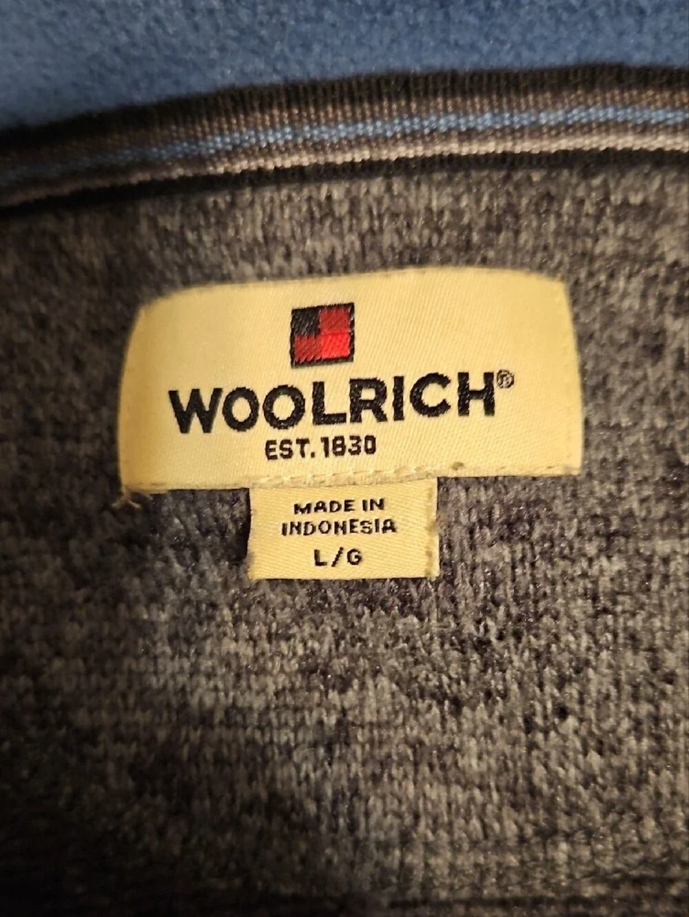 Woolrich Men's Heathered Grey Quarter-Zip Pullover